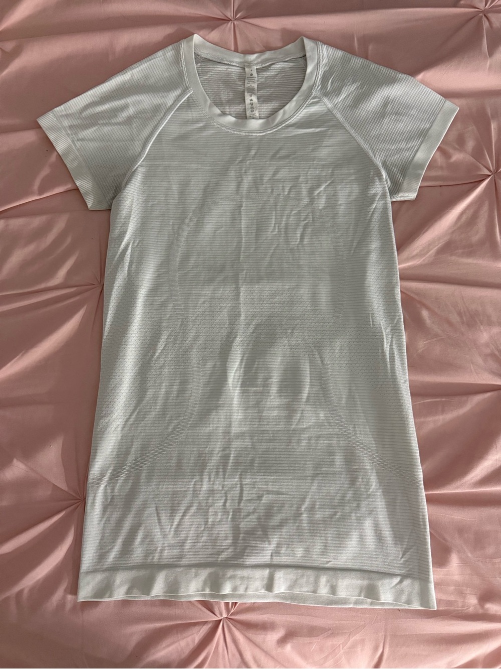 White Swiftly Tech Short-Sleeve Shirt 2.0 Hip Length